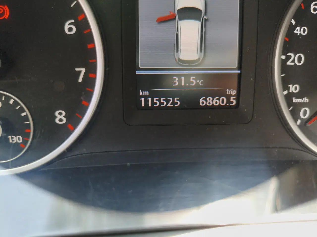 Volkswagen Tiguan 2013 1.8TSI Automatic Two-Wheel Drive Luxury Model — миниатюра 12