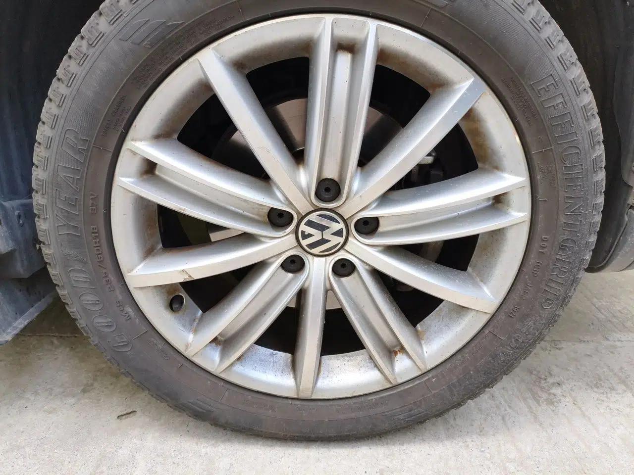 Volkswagen Tiguan 2013 1.8TSI Automatic Two-Wheel Drive Luxury Model — миниатюра 8