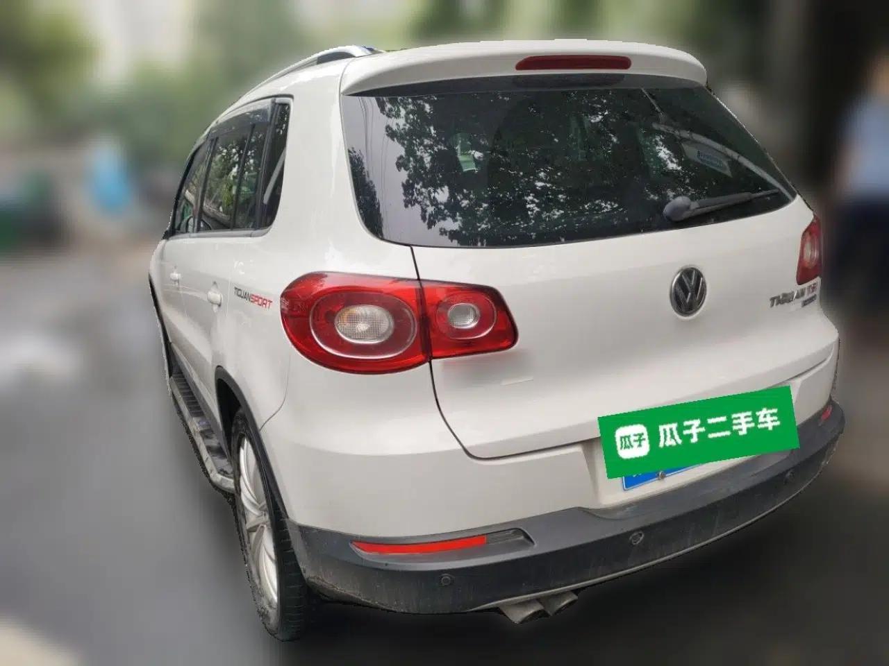 Volkswagen Tiguan 2010 2.0 TSI Automatic All-Wheel Drive Flagship Edition — миниатюра 4