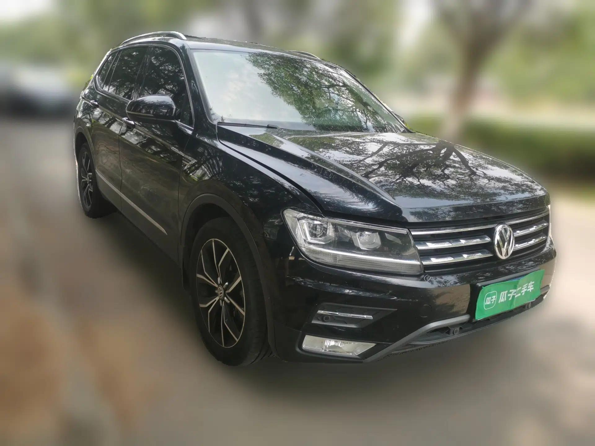 Volkswagen Tiguan L 2020 330TSI Automatic Two-Wheel Drive Smart Luxury Edition China VI Standard — миниатюра 3