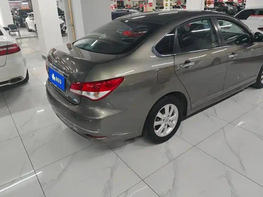 Nissan Sylphy 2019 Classic 1.6XE+ CVT Intelligent Leading Edition — миниатюра 3