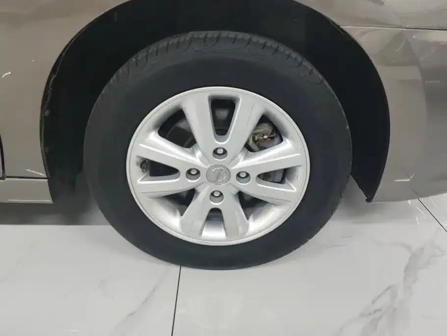 Nissan Sylphy 2019 Classic 1.6XE+ CVT Intelligent Leading Edition — миниатюра 6