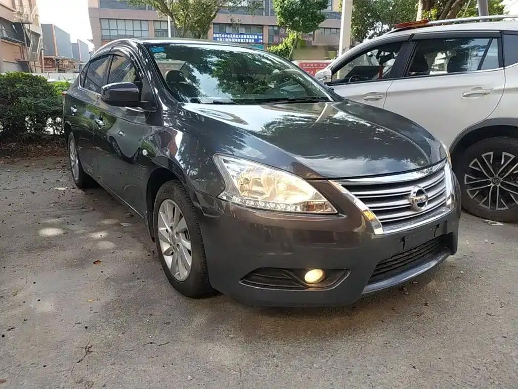 Nissan Sylphy 2014 1.6XV CVT Premium Edition — миниатюра 4