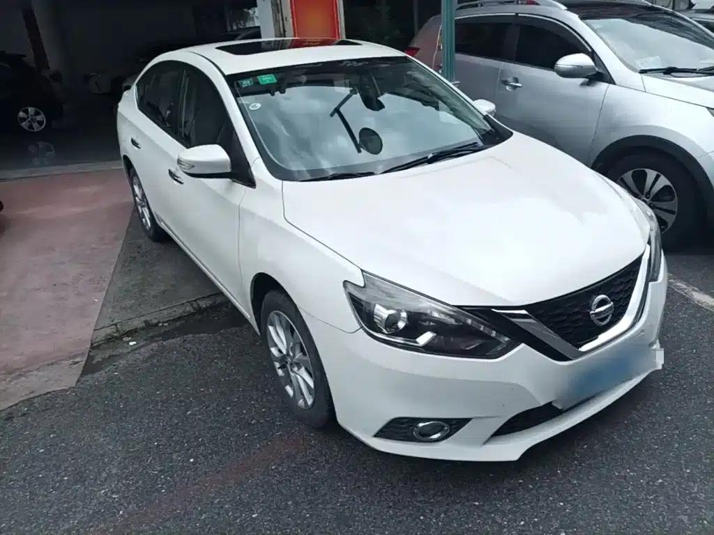 Nissan Sylphy 2016 1.6XL CVT Luxury Edition — миниатюра 4