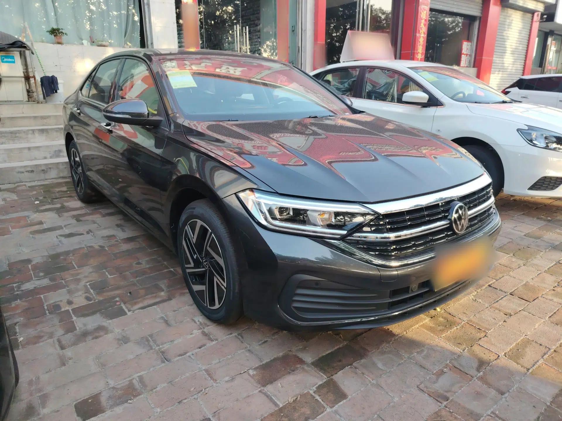 Volkswagen Sagitar 2026 Model 30 Million Units Selected 300TSI DSG Surpassing Edition — миниатюра 3