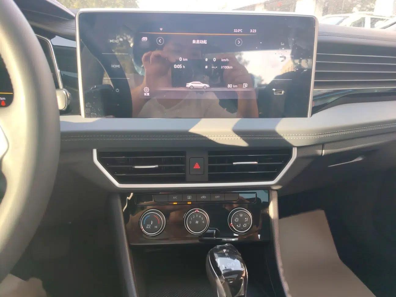 Volkswagen Sagitar 2026 Model 30 Million Units Selected 300TSI DSG Surpassing Edition — миниатюра 10