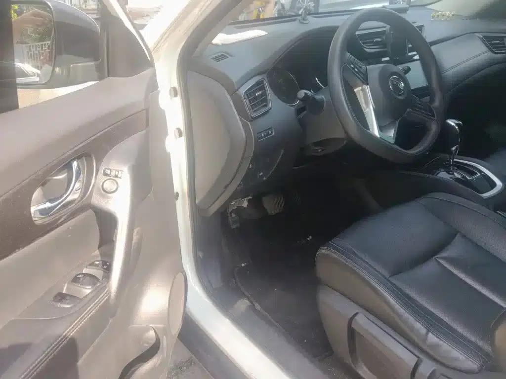 Nissan X-Trail 2017 2.0L CVT Comfort Edition 2WD — миниатюра 17