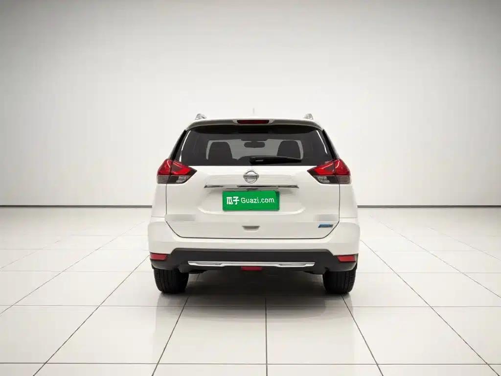 Nissan X-Trail 2017 2.0L CVT Comfort Edition 2WD — миниатюра 5