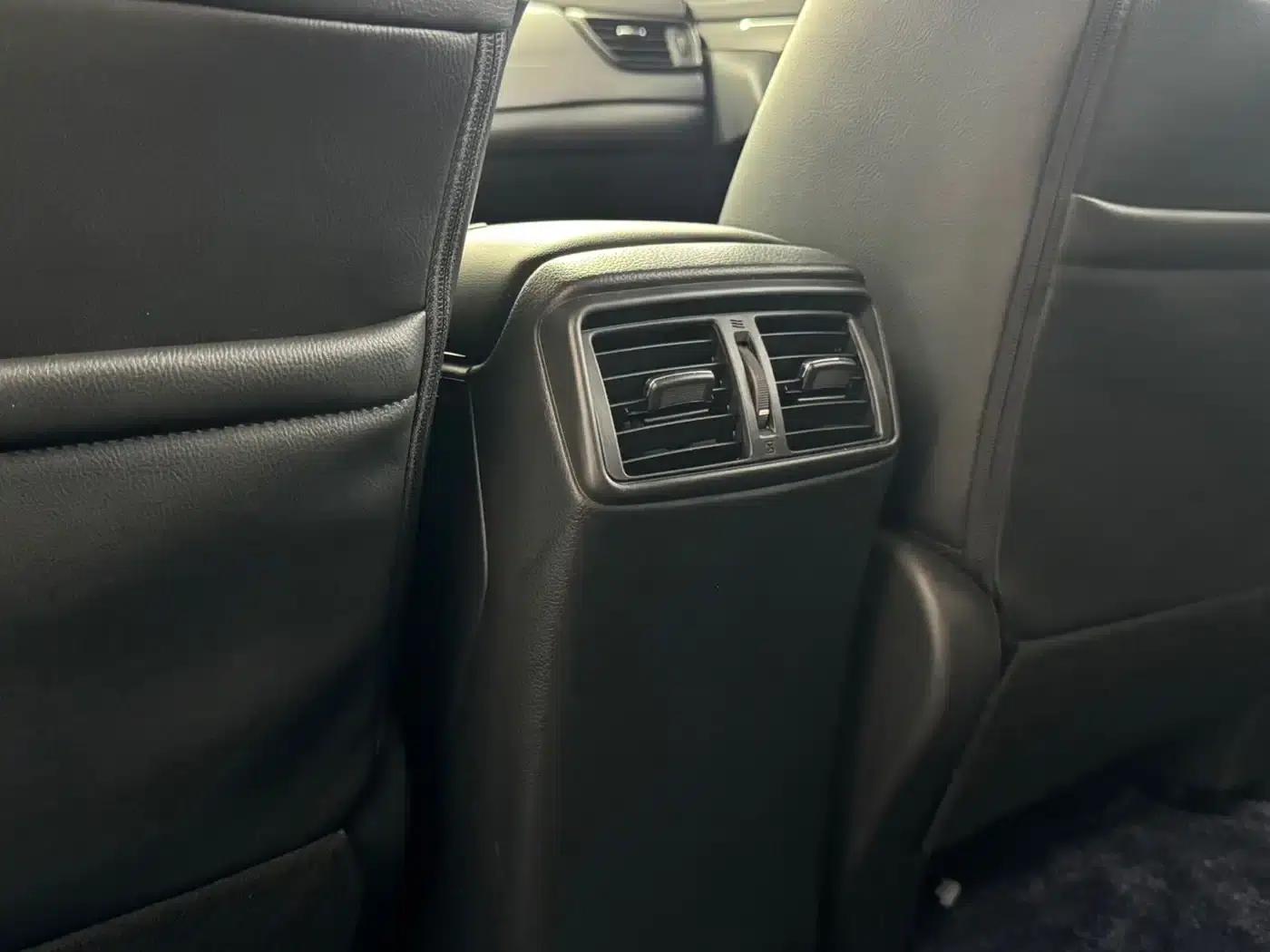 Nissan X-Trail 2022 Facelift 2.0L 2WD Intelligent Connectivity Premium Edition — миниатюра 11
