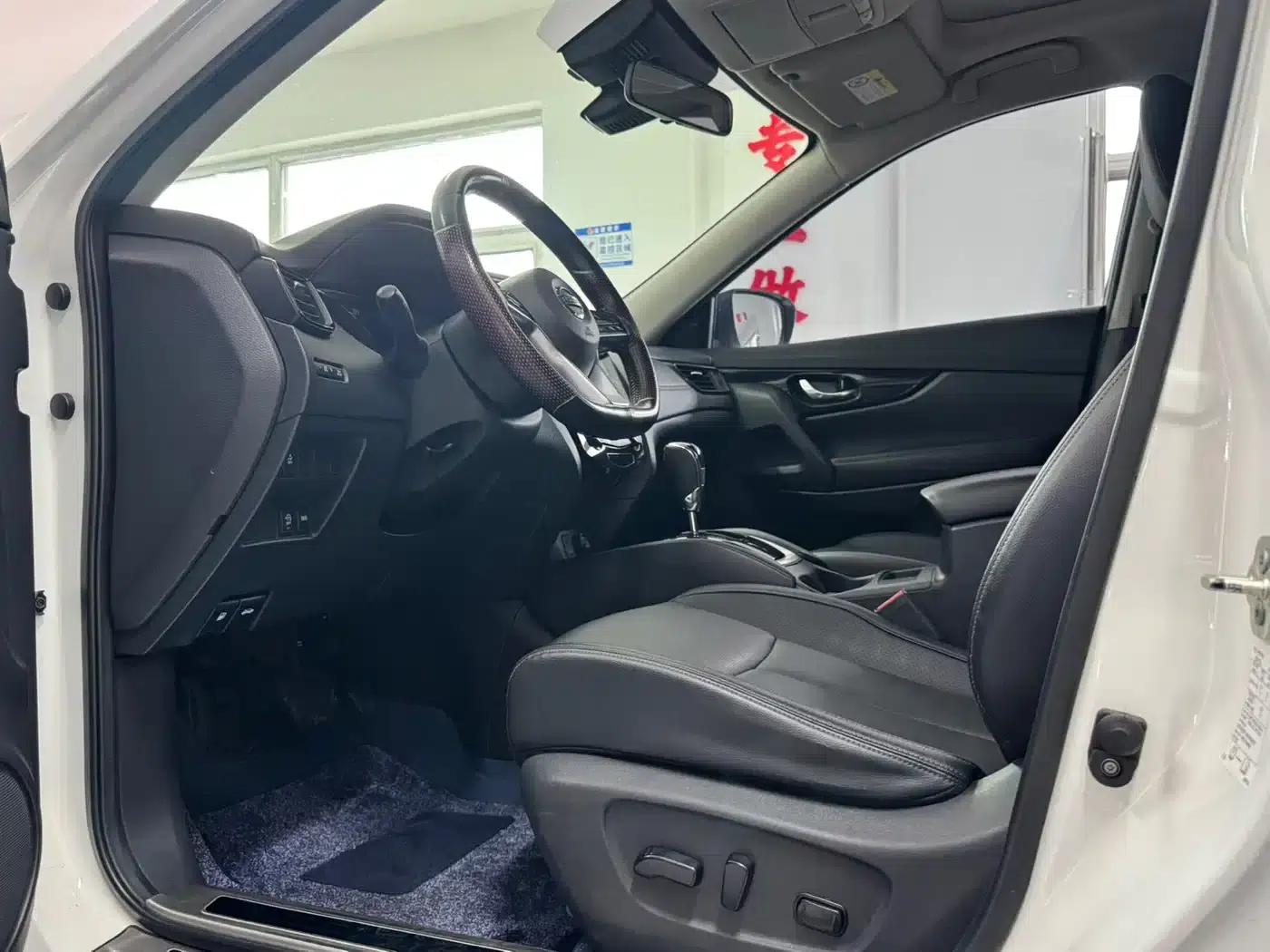 Nissan X-Trail 2022 Facelift 2.0L 2WD Intelligent Connectivity Premium Edition — миниатюра 7
