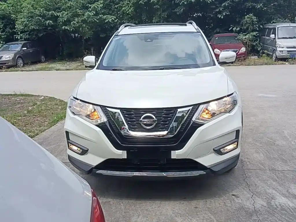 Nissan X-Trail 2017 2.5L CVT Luxury 4WD — миниатюра 3