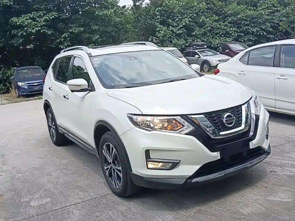 Nissan X-Trail 2017 2.5L CVT Luxury 4WD — миниатюра 22