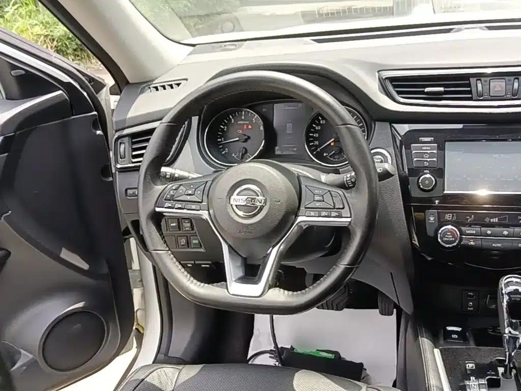 Nissan X-Trail 2017 2.5L CVT Luxury 4WD — миниатюра 7