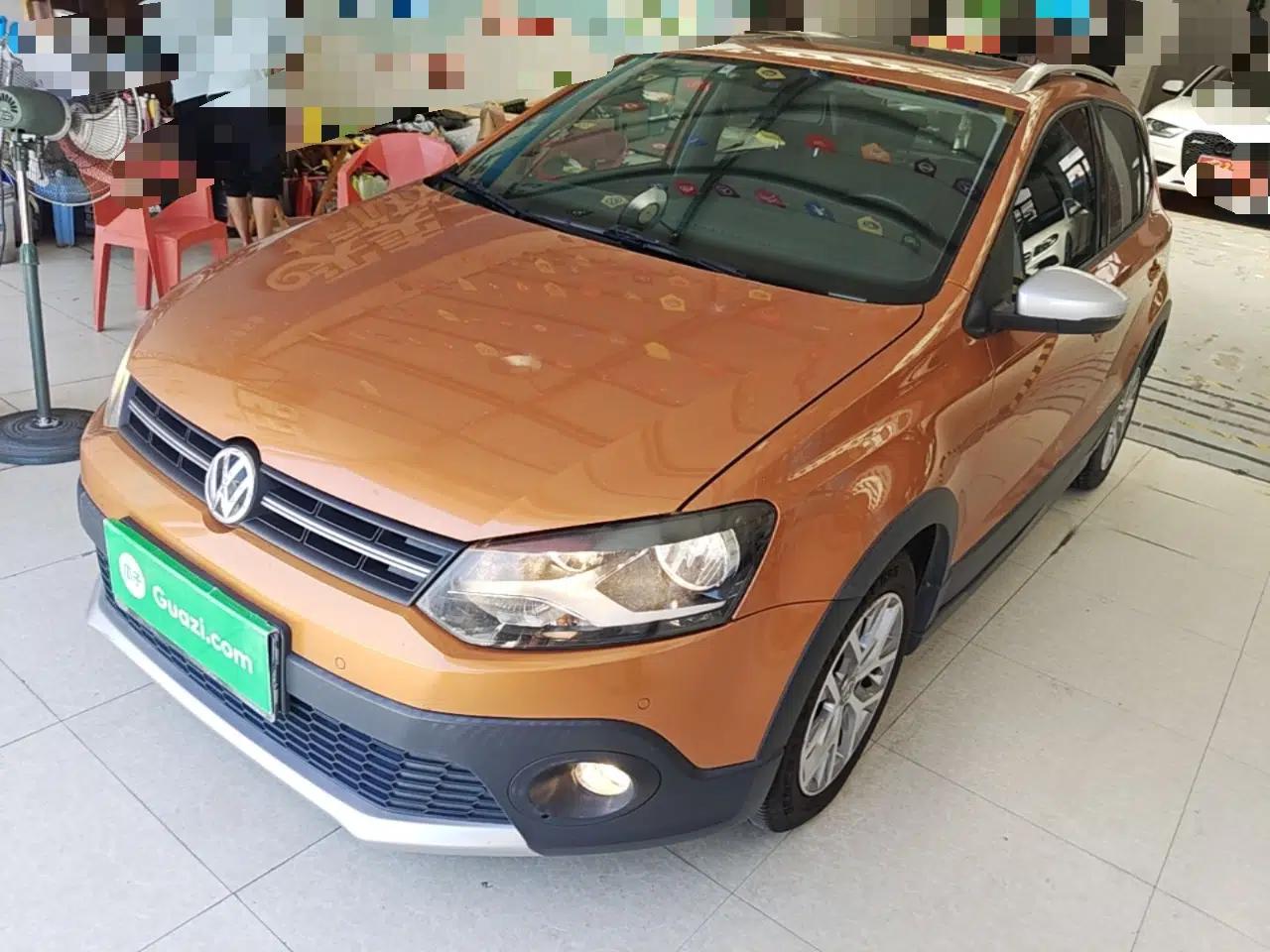 Volkswagen Polo 2014 1.6L Cross Polo Automatic — миниатюра 1