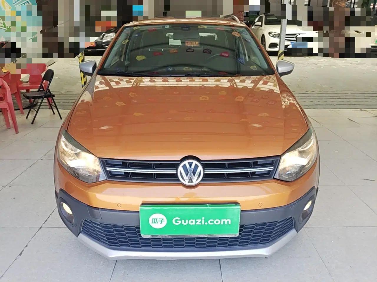 Volkswagen Polo 2014 1.6L Cross Polo Automatic — миниатюра 2