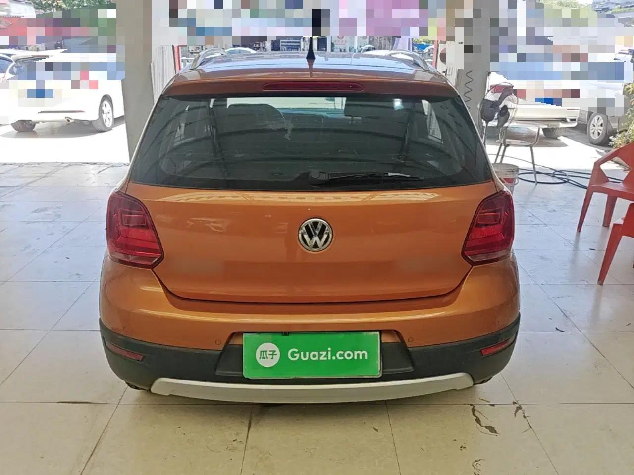 Volkswagen Polo 2014 1.6L Cross Polo Automatic — миниатюра 5