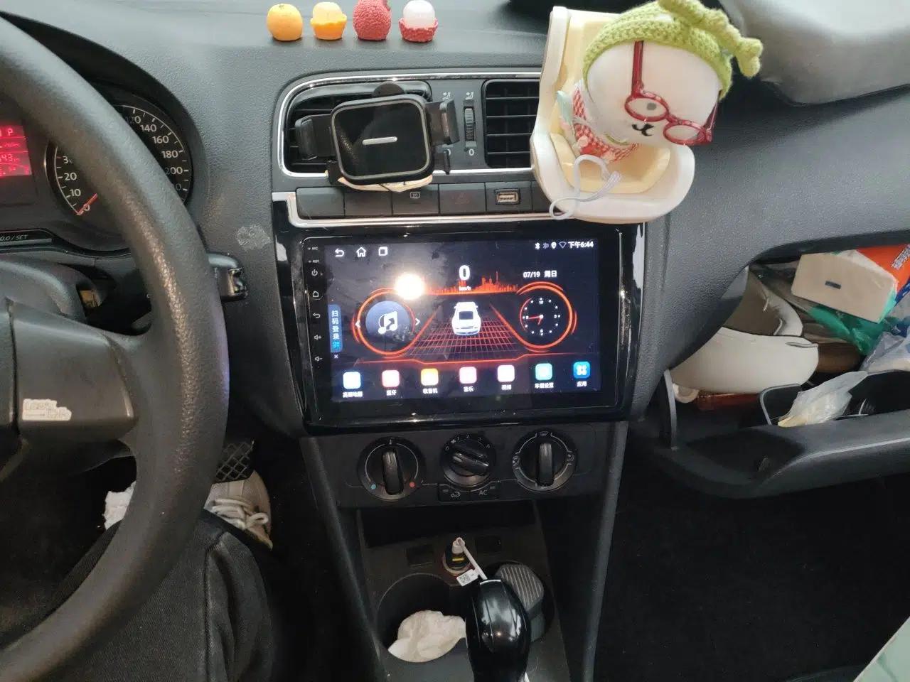Volkswagen Polo 2011 1.6L Automatic ZhiShang Version — миниатюра 13