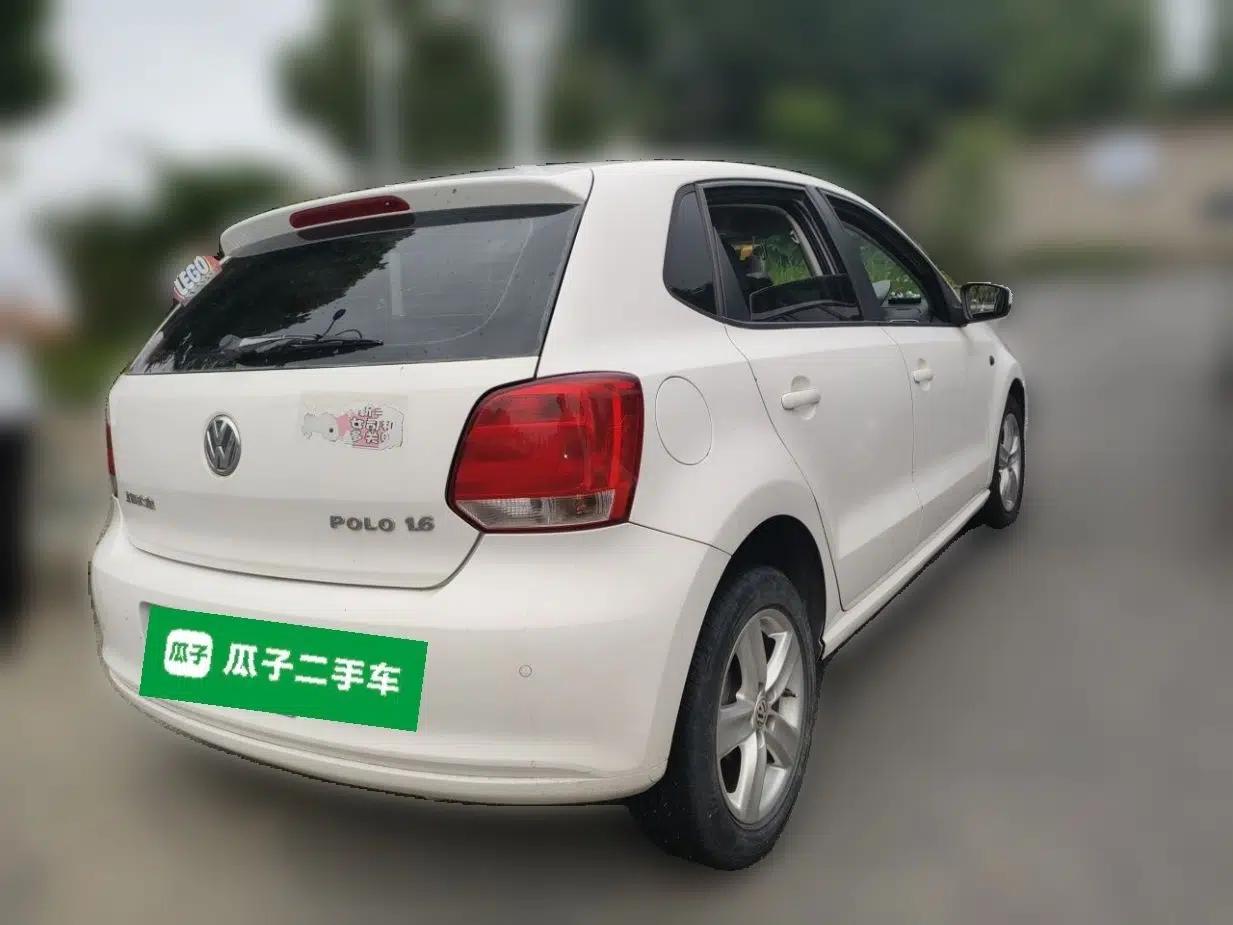 Volkswagen Polo 2011 1.6L Automatic ZhiShang Version — миниатюра 6
