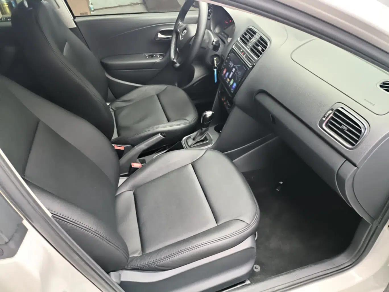 Volkswagen Polo 2014 1.6L Automatic Comfort Edition — миниатюра 19