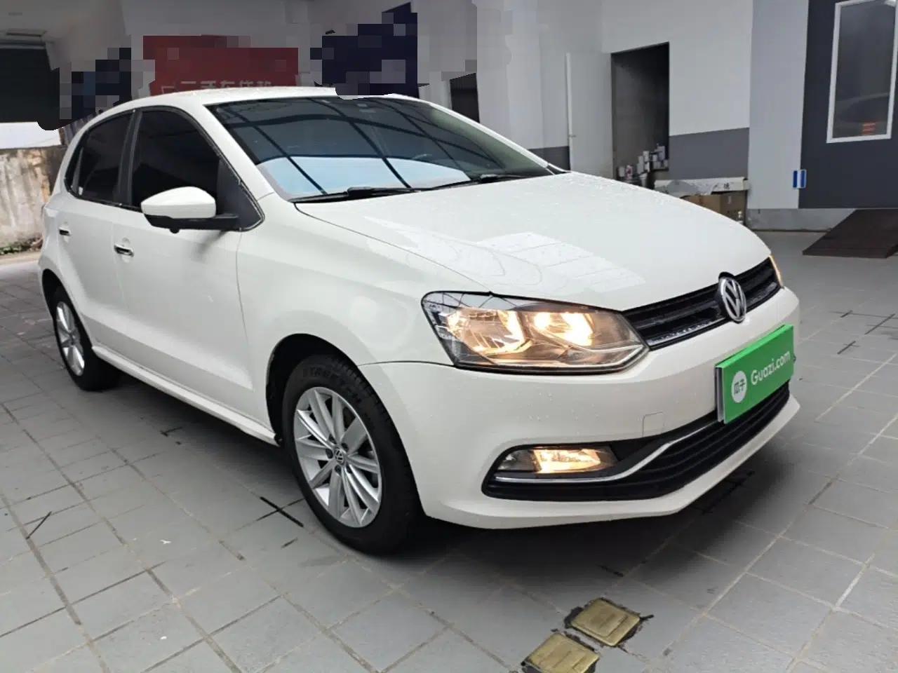 Volkswagen Polo 2014 1.6L Automatic Comfort Edition — миниатюра 3