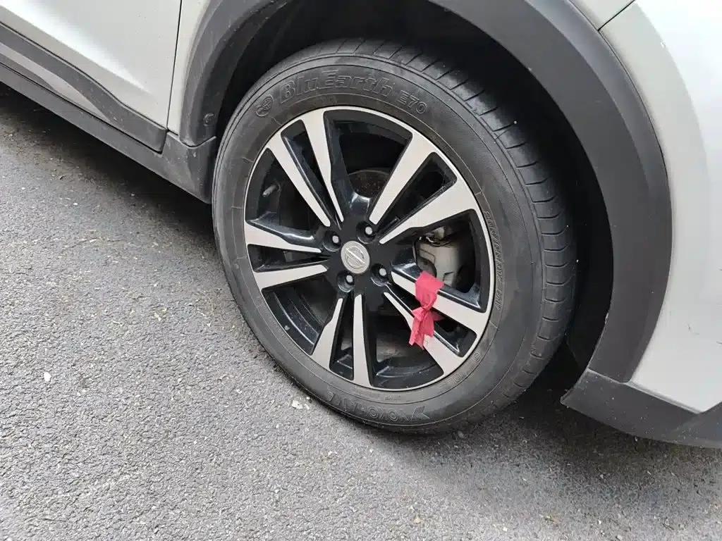 Nissan Kicks 2017 1.5L CVT Cool Edition — миниатюра 8