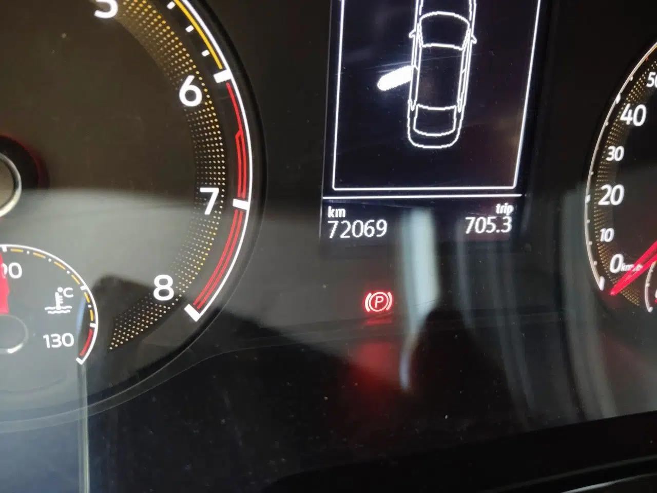 Volkswagen Bora 2021 1.5L Automatic Elite Smart Connect Edition — миниатюра 12