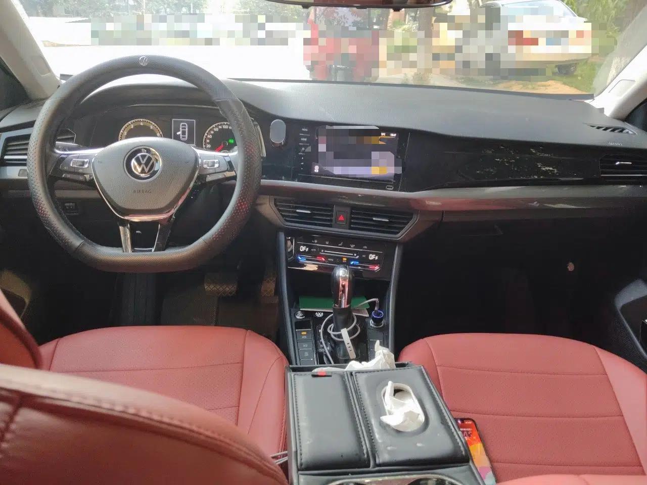 Volkswagen Bora 2021 1.5L Automatic Elite Smart Connect Edition — миниатюра 9