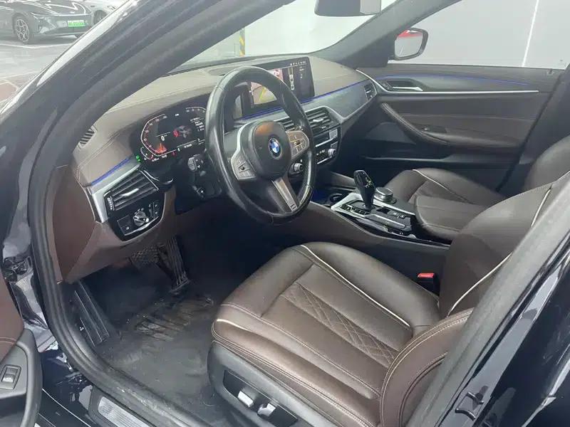 2023 BMW 5 Series 530Li Leading Edition M Sport Package — миниатюра 9
