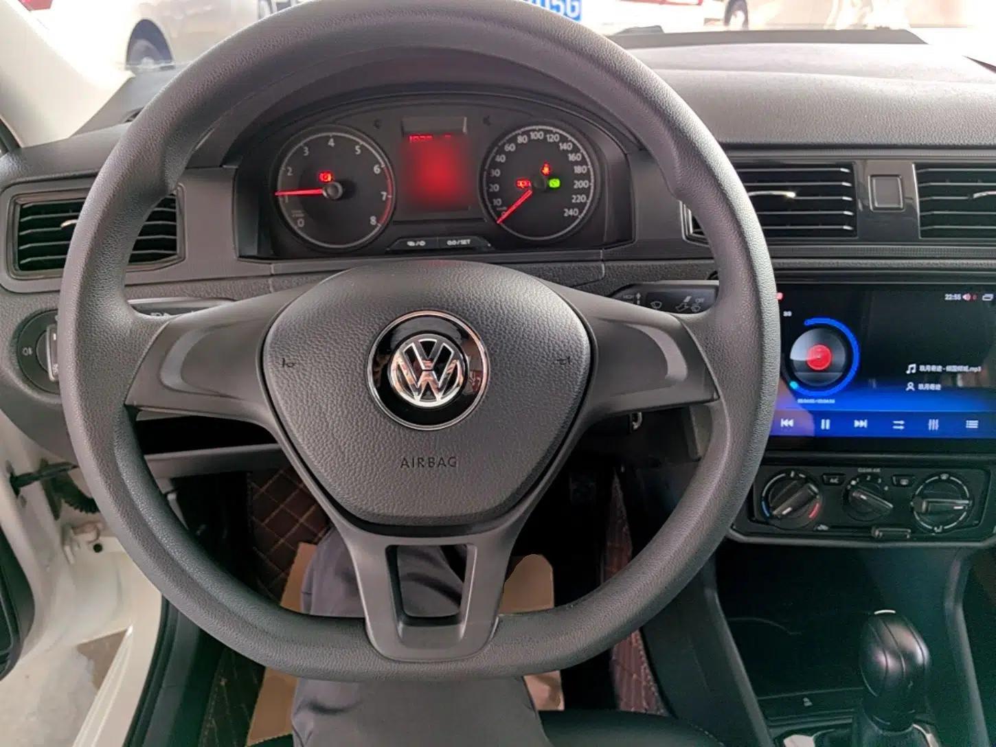 Volkswagen Santana 2019 1.5L Automatic Fashion Edition China VI — миниатюра 13