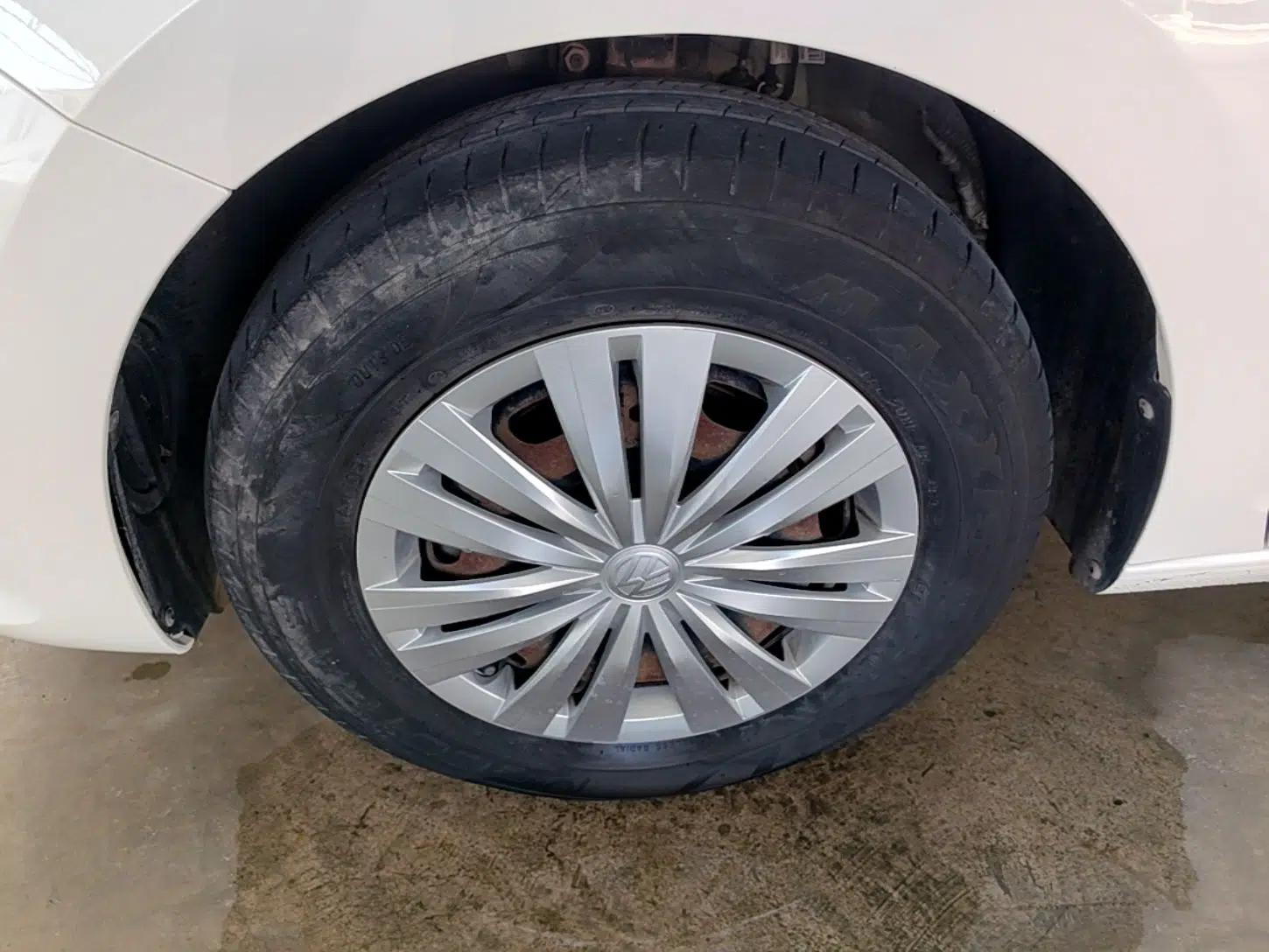 Volkswagen Santana 2019 1.5L Automatic Fashion Edition China VI — миниатюра 10
