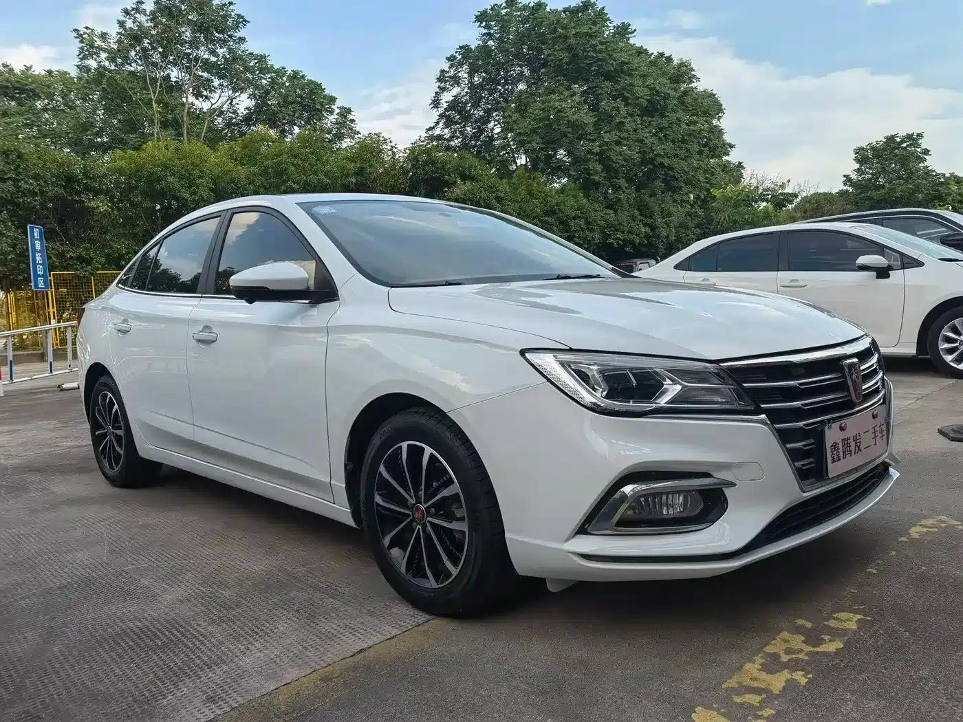Roewe i5 2020 1.5L Automatic 4G Connected Leading Flagship Edition — миниатюра 3