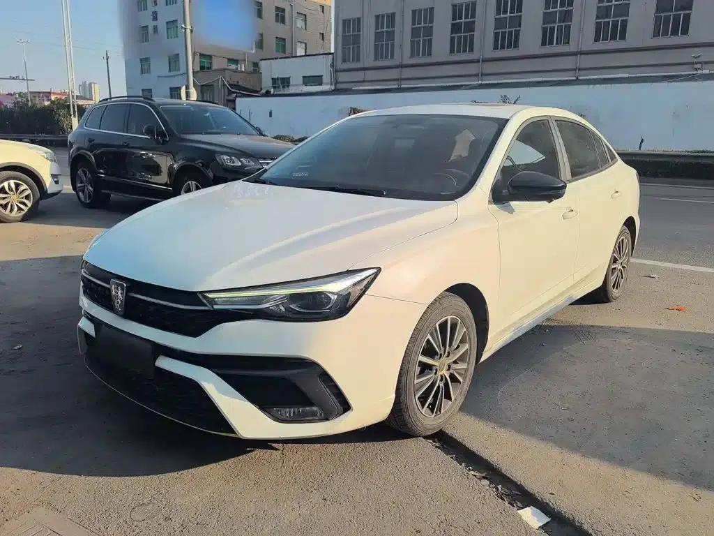 Roewe i5 2021 Facelift 1.5L CVT Diamond Edition — миниатюра 1
