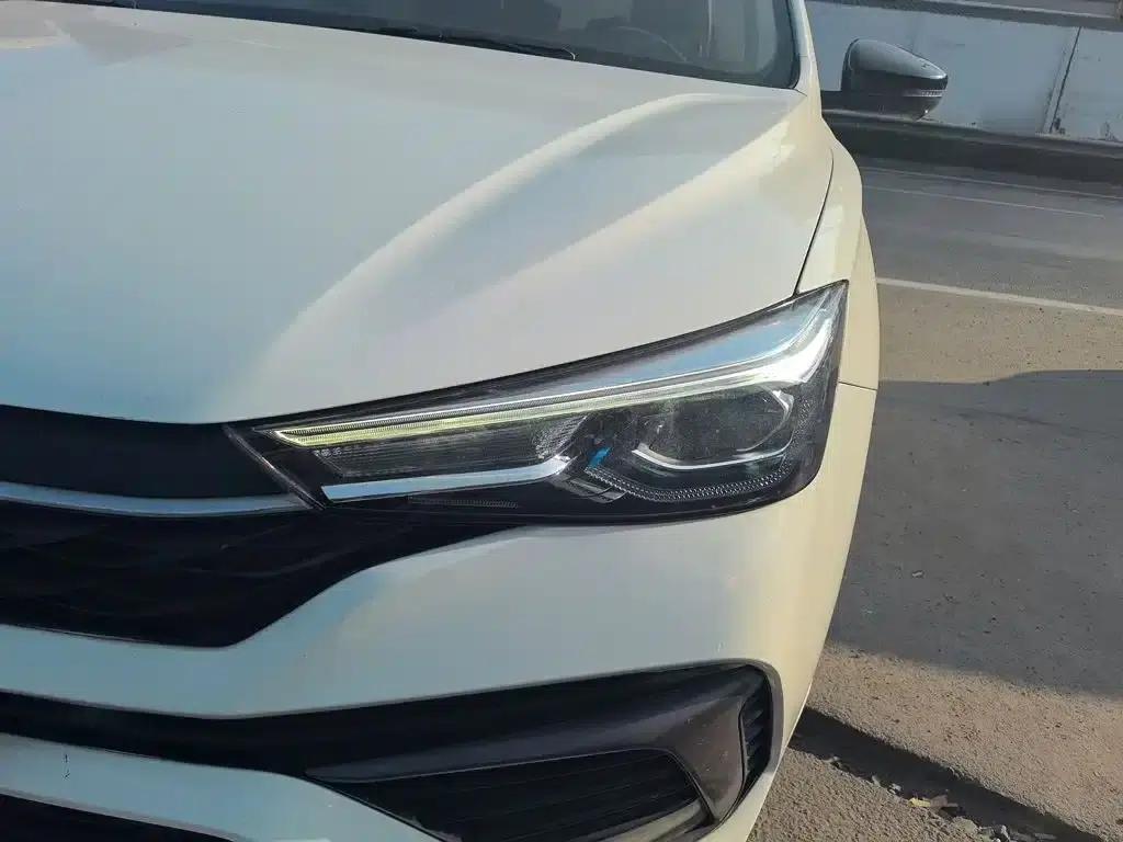 Roewe i5 2021 Facelift 1.5L CVT Diamond Edition — миниатюра 24