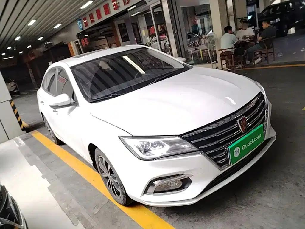 Roewe i5 2020 1.5L Automatic 4G Connected Leading Flagship Edition — миниатюра 4