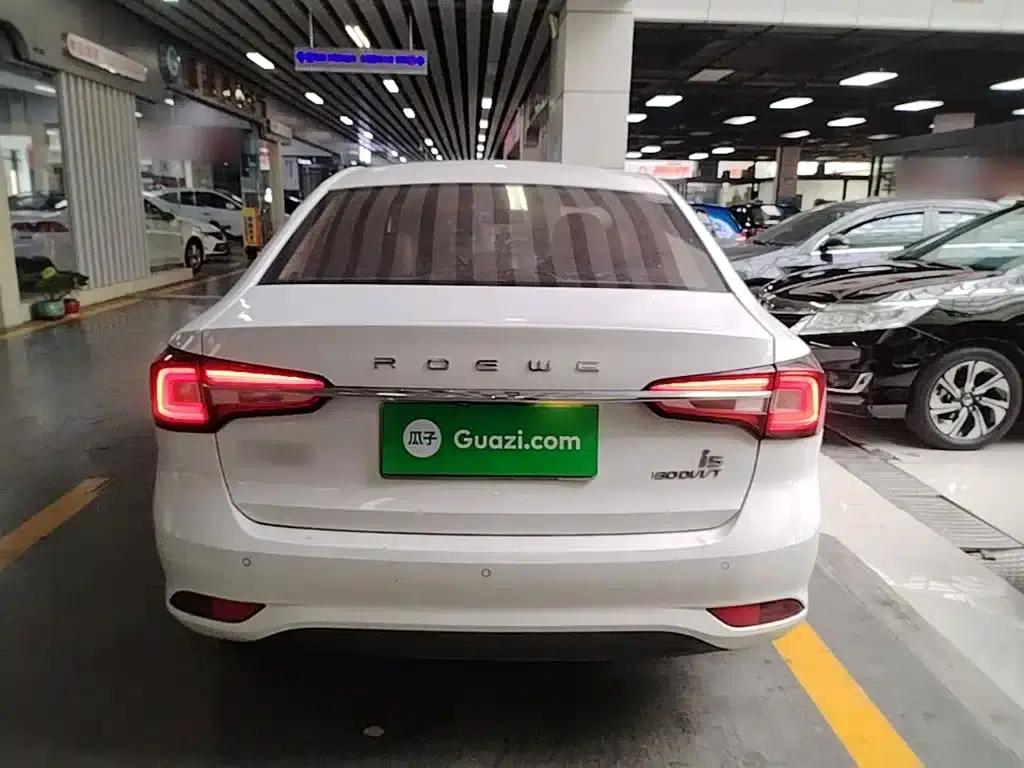 Roewe i5 2020 1.5L Automatic 4G Connected Leading Flagship Edition — миниатюра 6