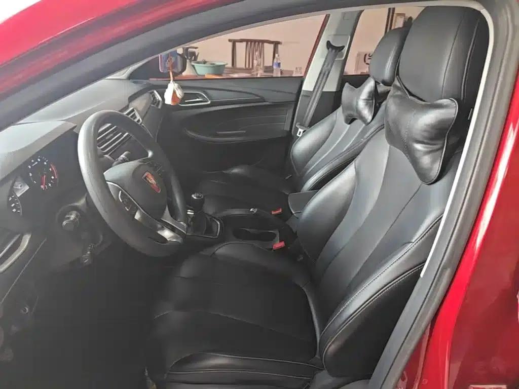 Roewe i5 2019 1.5L Manual 4G Connected Flagship Edition — миниатюра 15