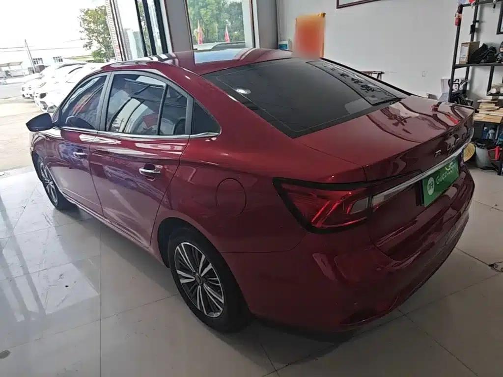 Roewe i5 2019 1.5L Manual 4G Connected Flagship Edition — миниатюра 5