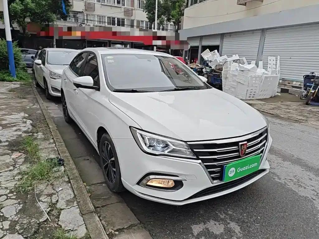 Roewe i5 2020 1.5L Automatic 4G Connected Leading Flagship Edition — миниатюра 4