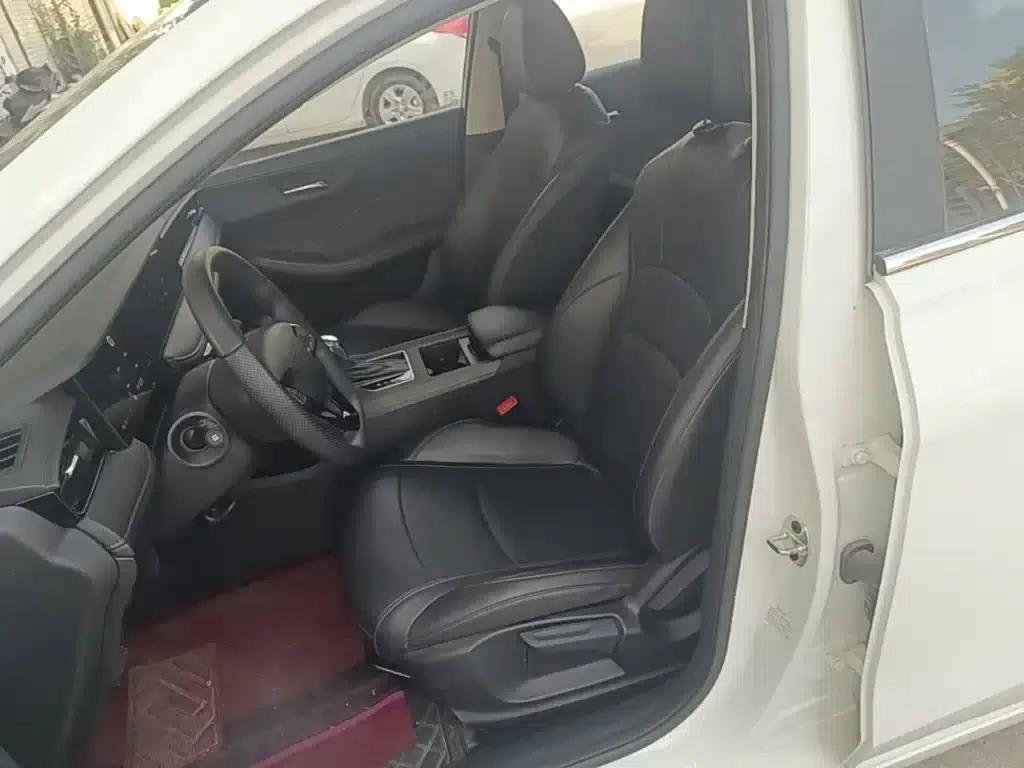 Roewe i5 2023 1.5L CVT Premium Edition — миниатюра 15