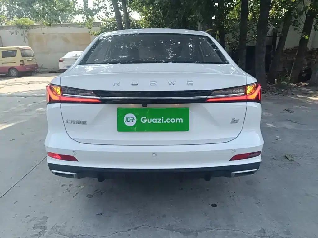 Roewe i5 2023 1.5L CVT Premium Edition — миниатюра 6