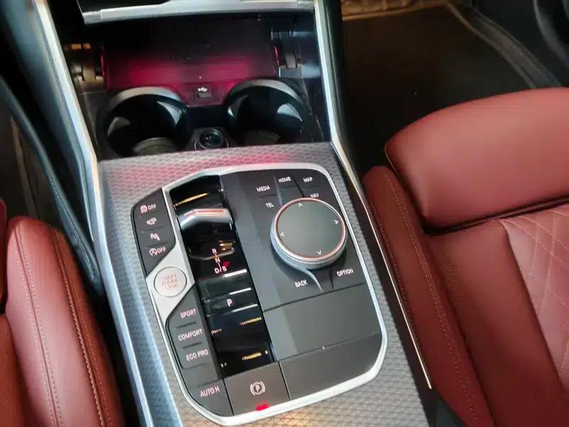 BMW 3 Series 2025 330Li 50th Anniversary Limited Edition — миниатюра 14