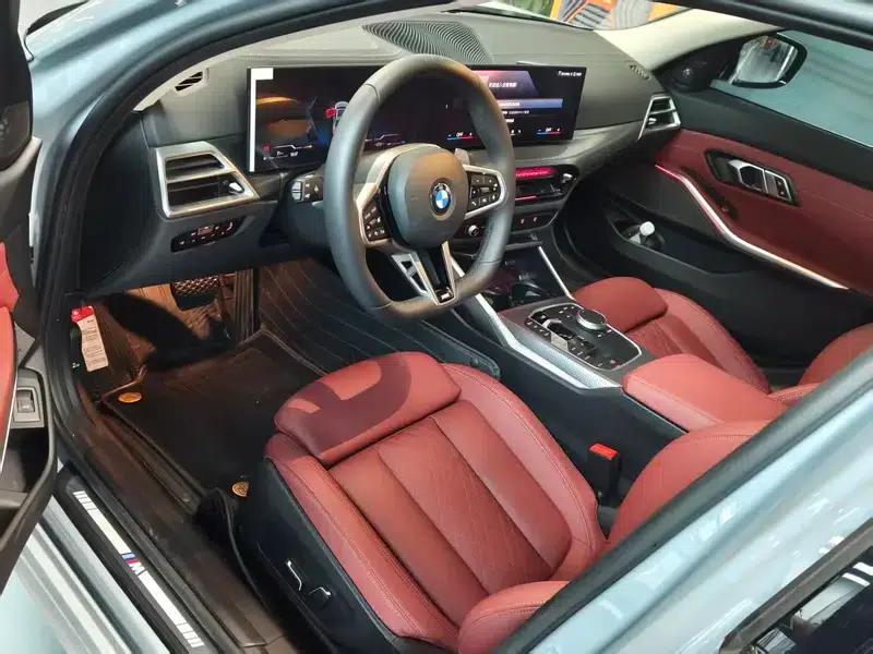 BMW 3 Series 2025 330Li 50th Anniversary Limited Edition — миниатюра 7