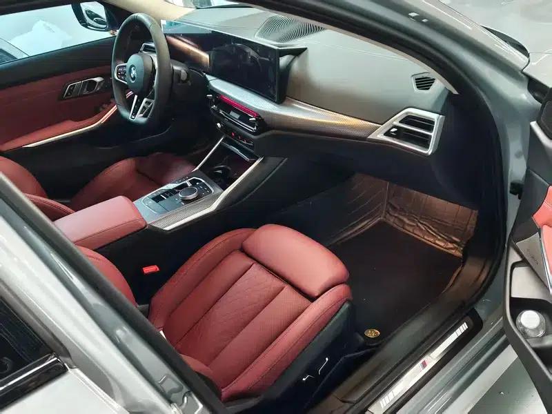 BMW 3 Series 2025 330Li 50th Anniversary Limited Edition — миниатюра 9