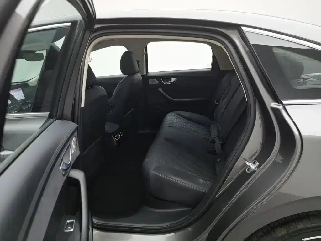 Roewe D7 2023 DMH 125km Flagship Edition — миниатюра 15