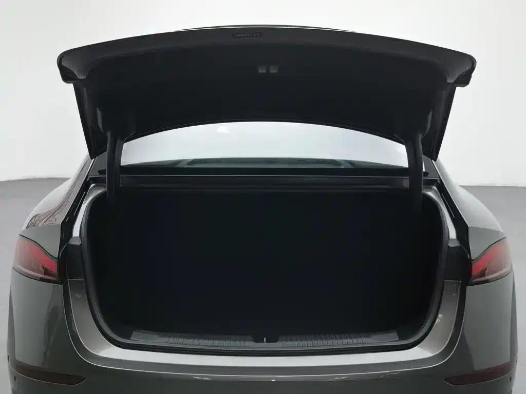 Roewe D7 2023 DMH 125km Flagship Edition — миниатюра 16