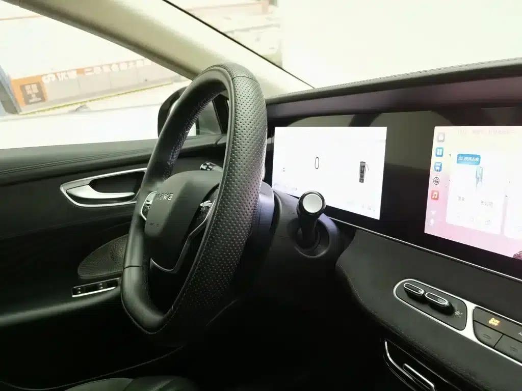 Roewe D7 2023 DMH 125km Flagship Edition — миниатюра 22