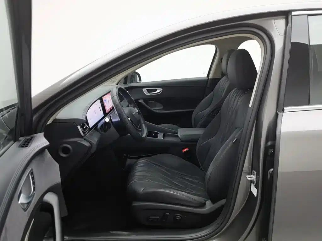 Roewe D7 2023 DMH 125km Flagship Edition — миниатюра 10
