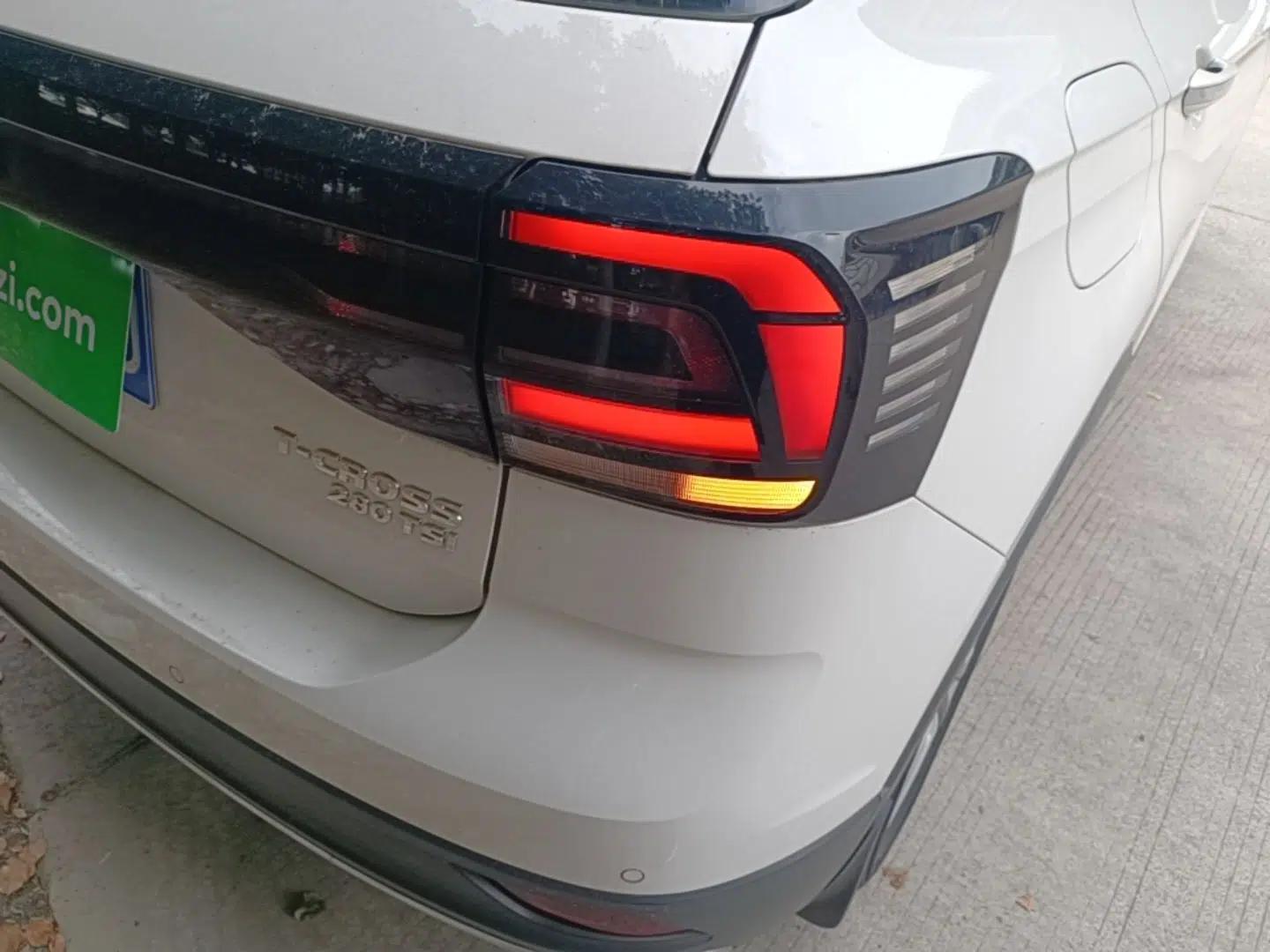 Volkswagen T-Cross 2020 280TSI DSG Comfort Edition — миниатюра 9