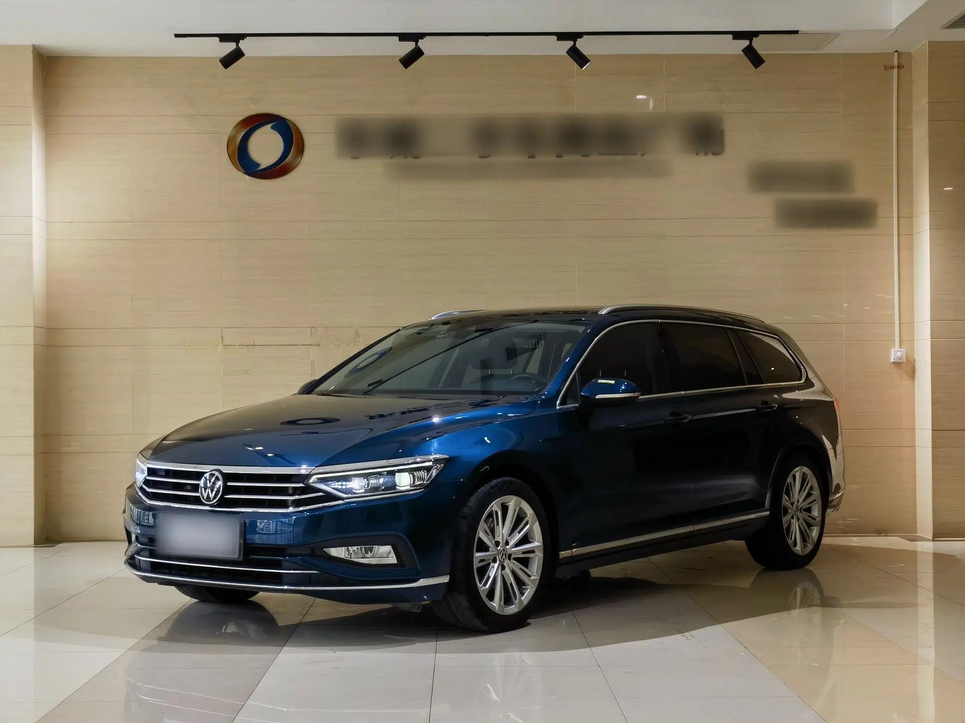 Volkswagen Variant 2021 2.0T Comfort Edition — миниатюра 1