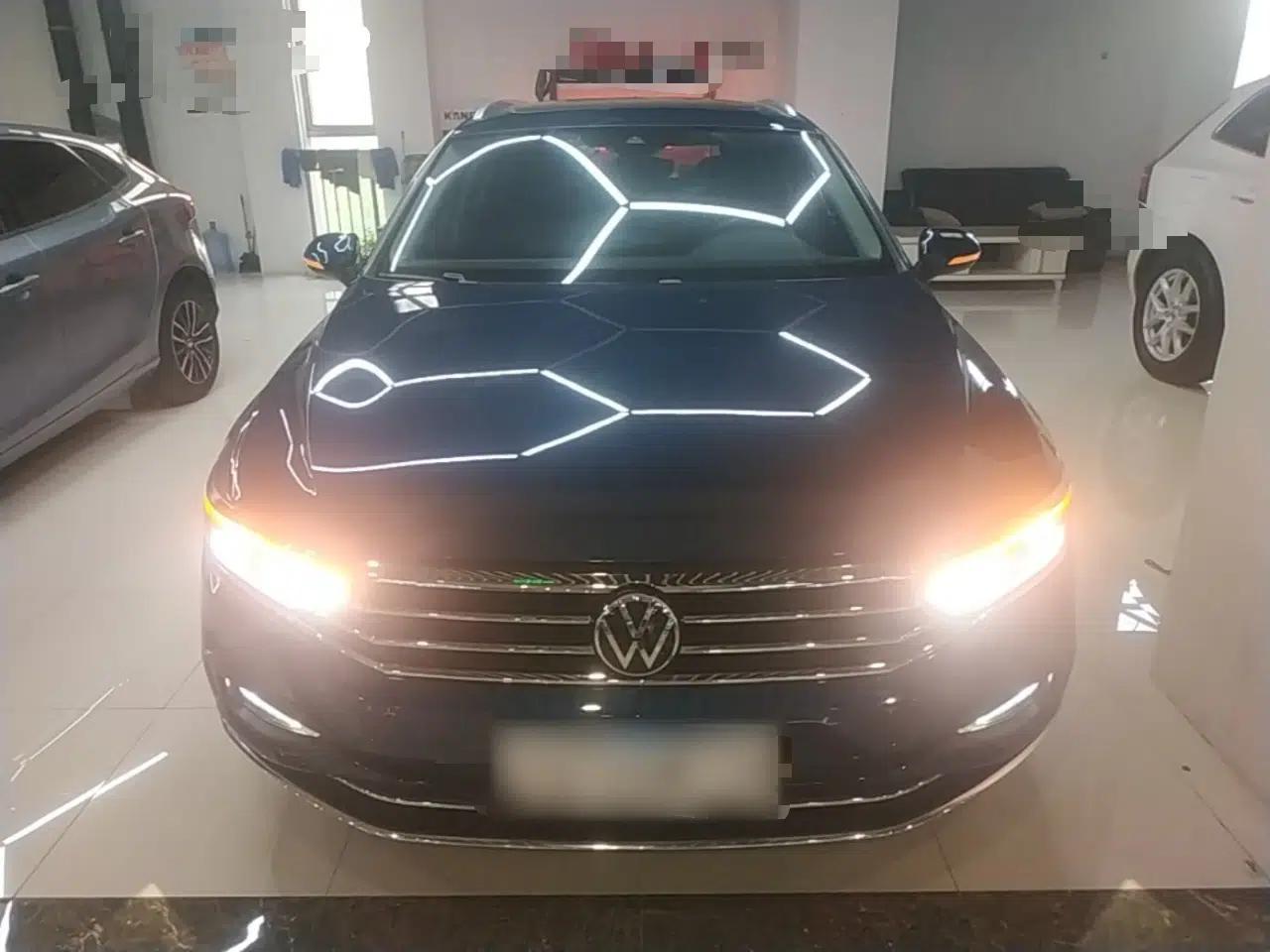 Volkswagen Variant 2021 2.0T Comfort Edition — миниатюра 2